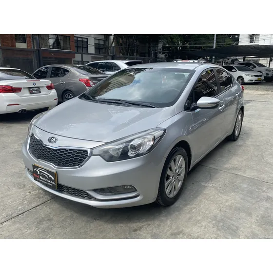 Kia Cerato Pro 1.6l Mt 1600cc 4p 2ab