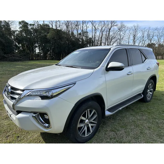 Toyota Hilux Sw4 2.8 Srx 177cv 4x4 7as