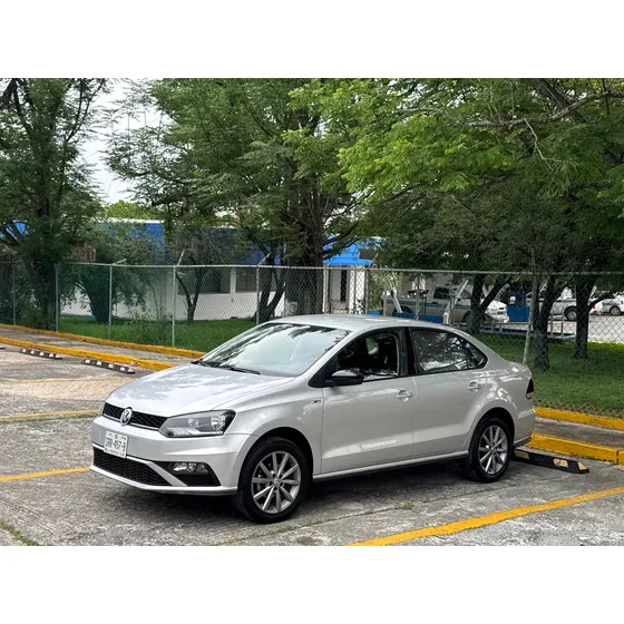 Volkswagen Vento 1.6 Join Tiptronic