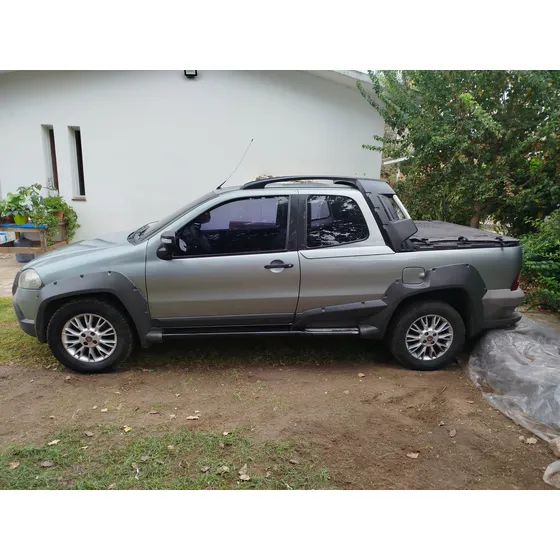 Fiat Strada Adventure 1.6 16 Válvulas