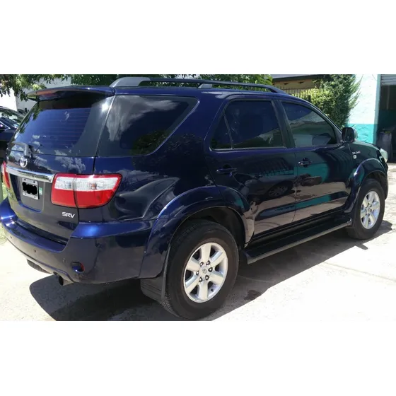 Toyota Hilux Sw4 3.0 I Srv C/cuero 4x4 (2009)