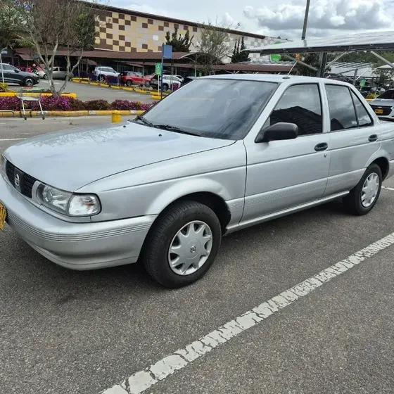 Nissan Sentra 2012 At 1.6 B13