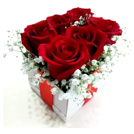 Ramo 6 Rosas Cubo 