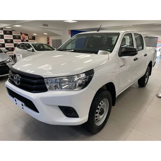Toyota Hilux Hilux 4x4 D/c Dx 2.4 Tdi 6 M/t