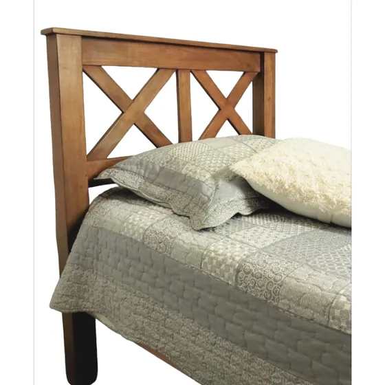 Cama 1 Plaza Algarrobo Macizo, Modelo Emilia