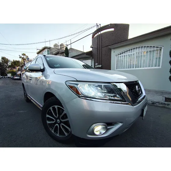 Nissan Pathfinder 3.5 Advance Mt