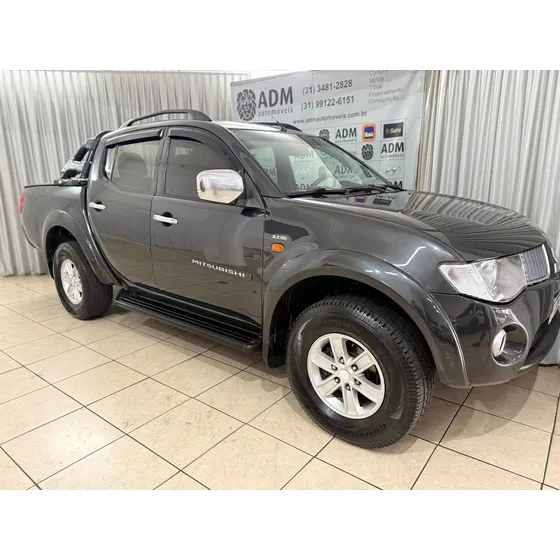 Mitsubishi L200 3.2 Triton Hpe Cab. Dupla 4x4 Aut. 4p