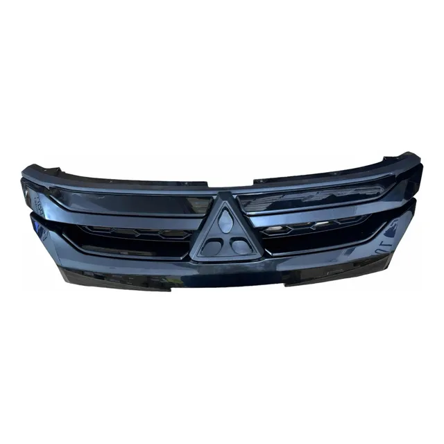 Parrilla Mitsubishi L200 2021 A 2024 Negra