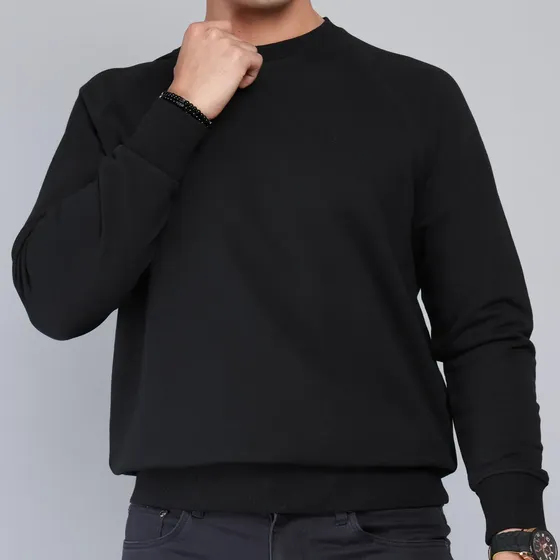 Polerón Cuello Redondo Regular Fit Negro Piero Butti Pbcij92