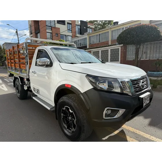 Nissan Frontier 2.5 S