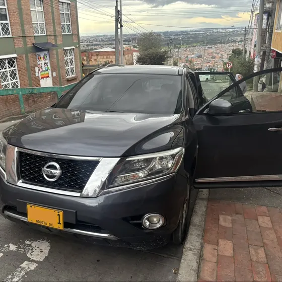 Nissan Pathfinder 2015 3.5 R52 Exclusive