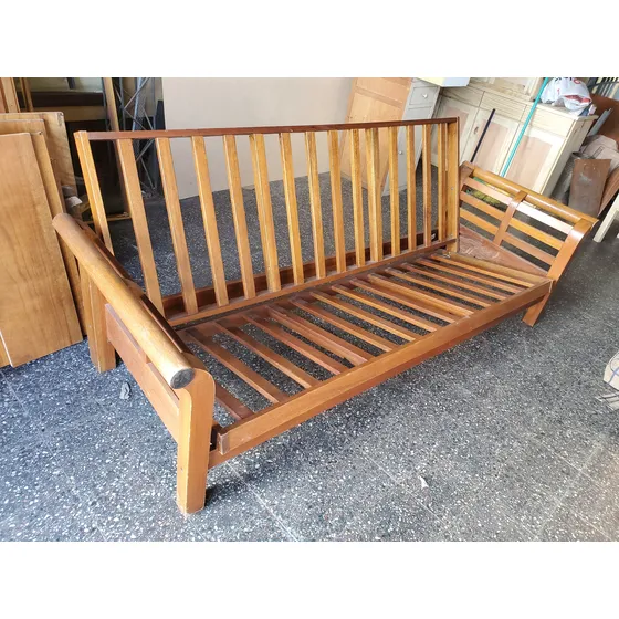 Sillon Sofá Cama Futon De Madera Usado