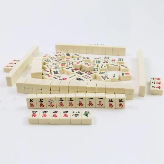 Set De Mahjong Chino Florauspicioso: Con 146 Azulejos, 2 De