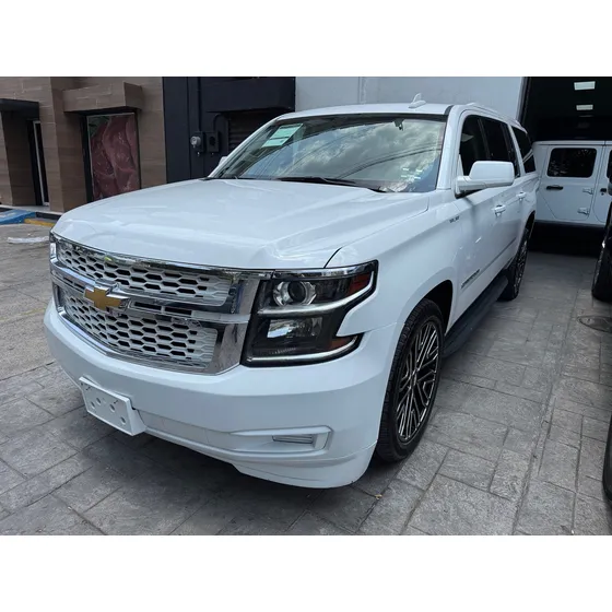 Chevrolet Suburban 5.4 Ls Tela At