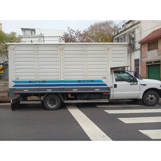 Ford F4000 2010 C/ Aire Y Direccion 8 Pallets