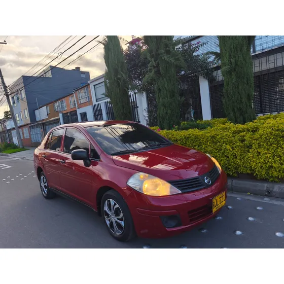 Nissan Tiida 1.8 Emotion 5 P