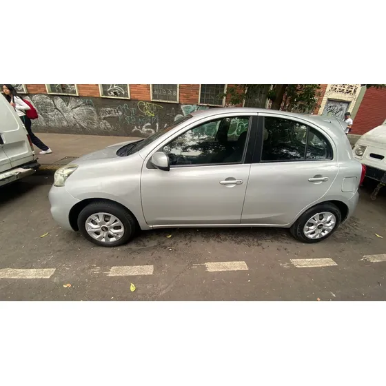 Nissan March 1.6 Advance At