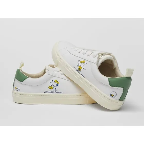 Sneakers De Snoopy. Zara Kids Tallas 30 Y 32