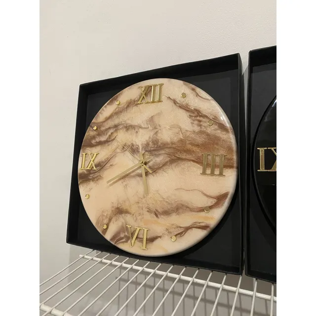 Reloj De Pared En Resina Epóxica