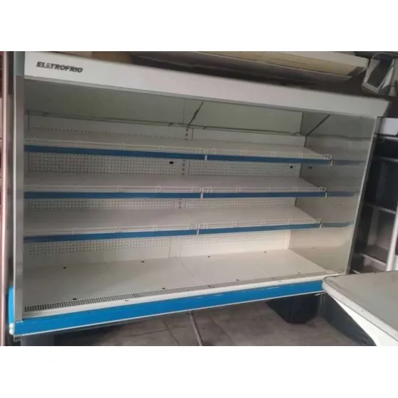 Nevera Exhibidora De Autoservicio De 2.65 Metros De Largo.