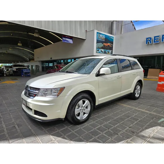 Dodge Journey 2.4 Sxt 5 Pas. At