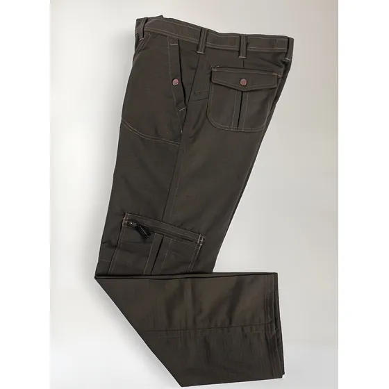 Pantalon Cargo Ombu Con Rodillera