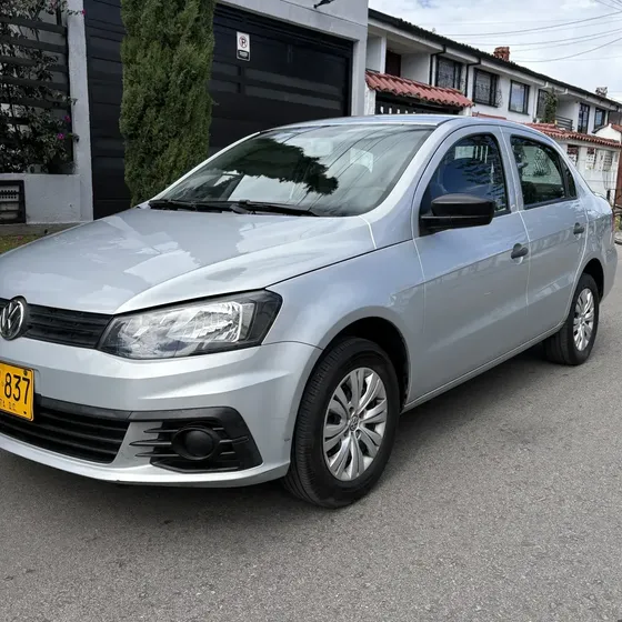Volkswagen Voyage 2018 1.6 Highline