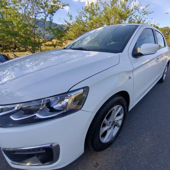 Citroën C-elysée 2019 1.6 Shine