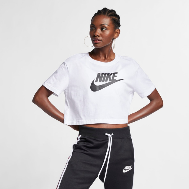 Camiseta Cropped Nike Sportswear Essential Feminina Camiseta Cropped Nike Sportswear Essential Feminina