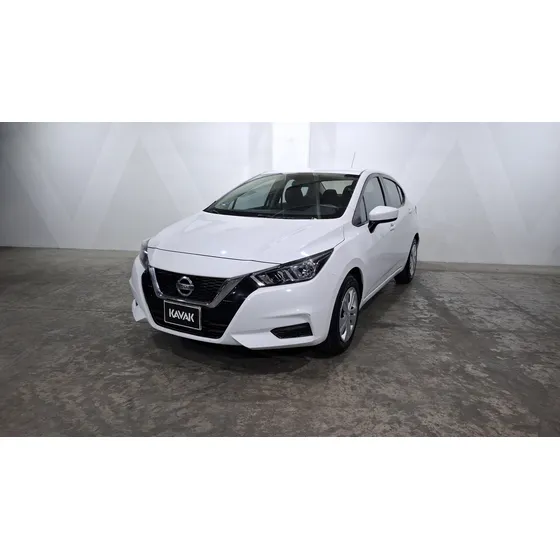 Nissan Versa 1.6 Sense
