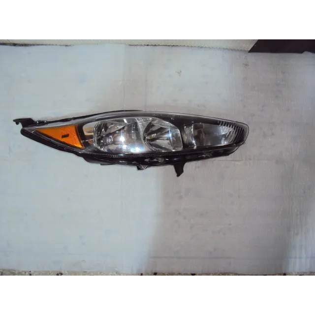 Faro Ford Fiesta Titanium Fondo Negro Original Derecho