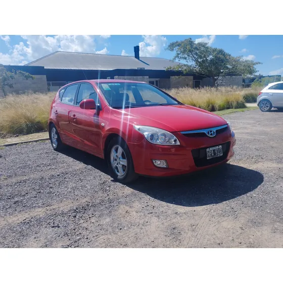 Hyundai I30 1.4 Gls Seguridad L Mt