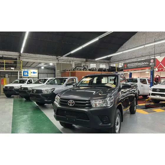 Toyota Hilux Pick-up 2.4 Cs Dx 150cv 4x4
