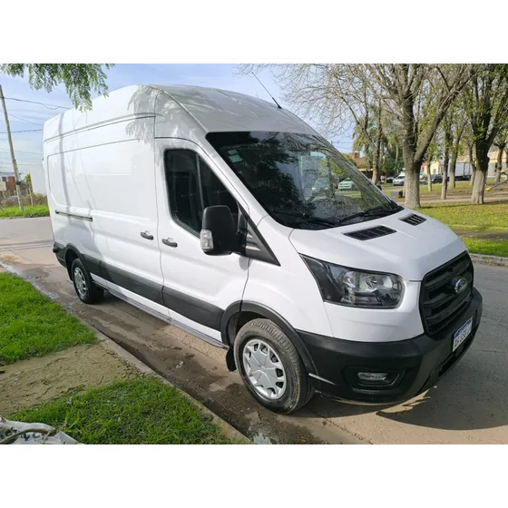 Ford Transit 2.2 Furgon Largo 350l