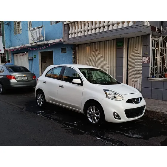 Nissan March 1.6 Advance Mt
