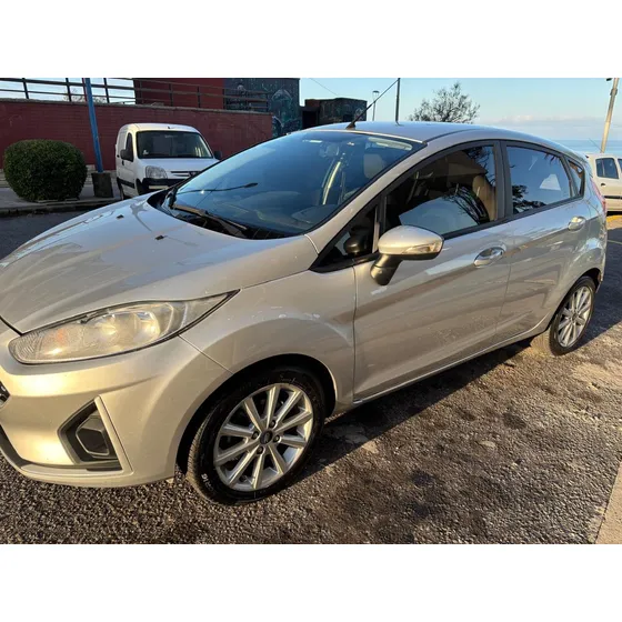 Ford Fiesta Kinetic 1.6 Se 120cv