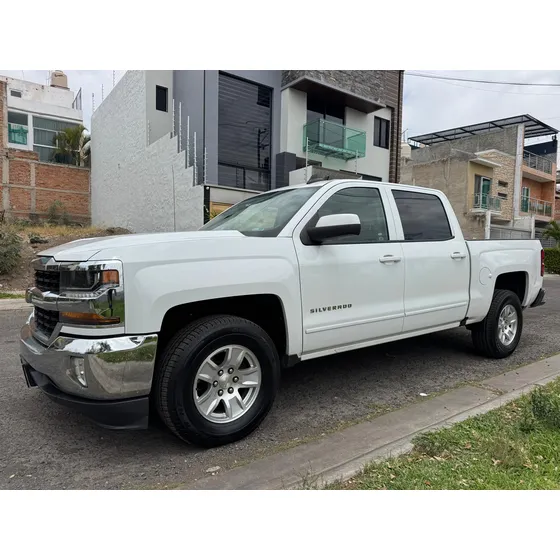 Chevrolet Silverado 5.4 2500 Cab Dob Ls On Star 4x2 At
