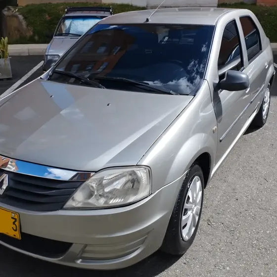 Renault Logan 2013 1.6 Expression