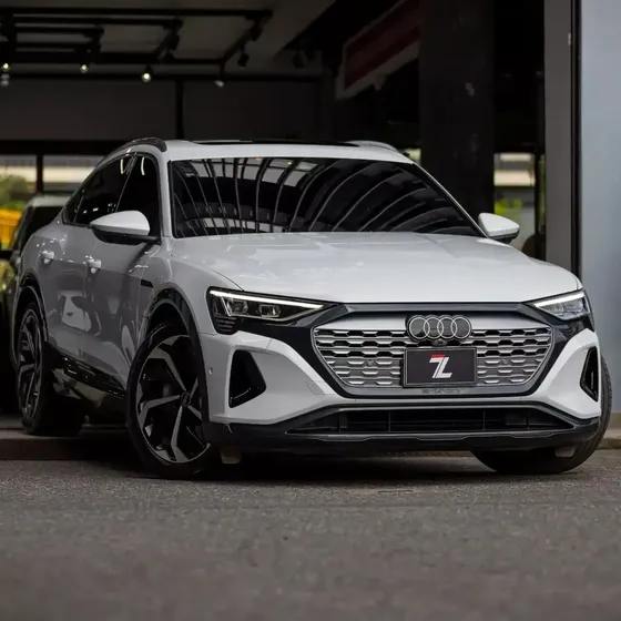 Audi Q8 E-tron 2024 Quattro 55 Prestige