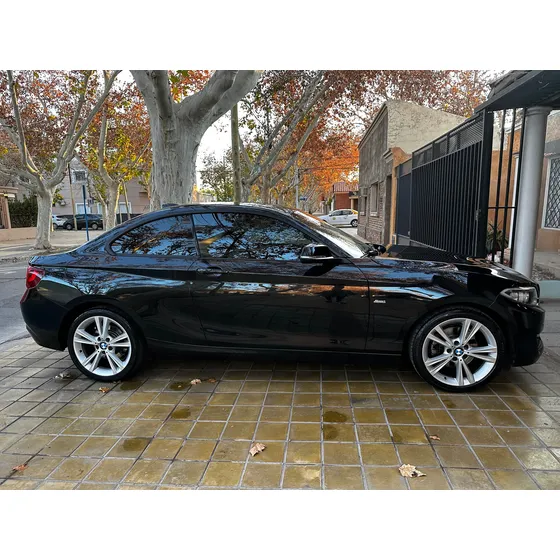 Bmw Serie 2 2.0 220i Sport Line 184cv