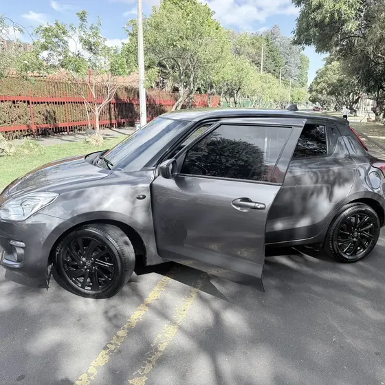 Suzuki Swift Hibrido 2022 Gasoelectrico