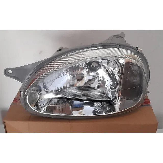 Faro Delantero (vidrio Liso) Chevrolet Corsa Derecho Tpg