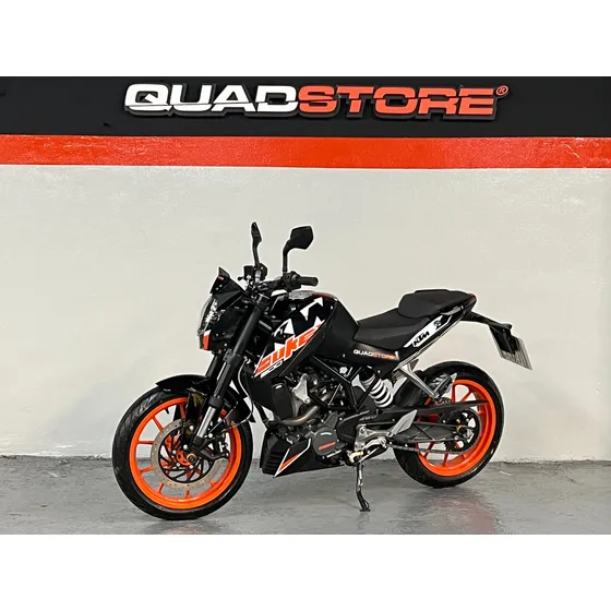 Ktm Duke 200 - 2023 - Permuto - Impecable