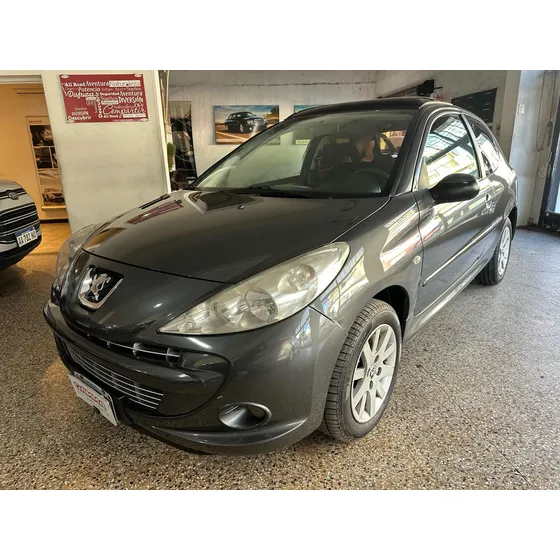 Peugeot 207 1.6 Xt