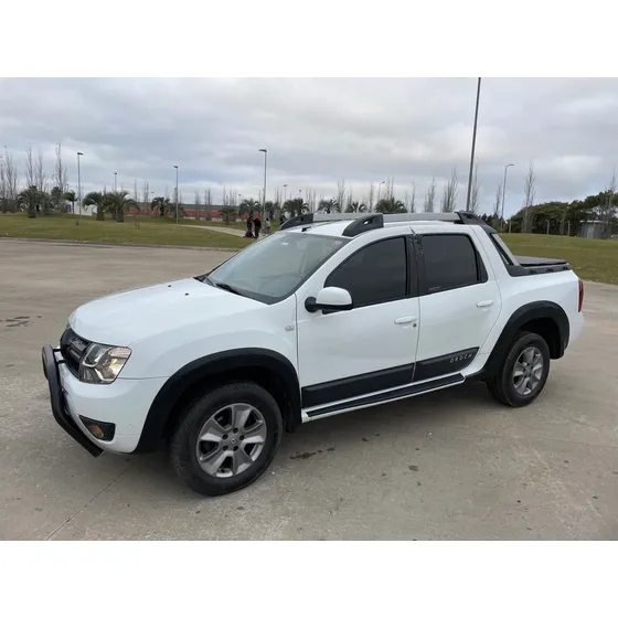 Renault Oroch 2.0