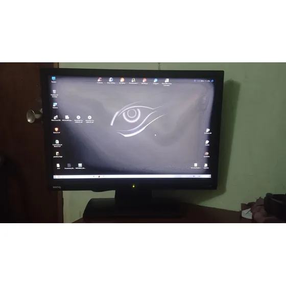 Monitor Benq 19' Con Detalle