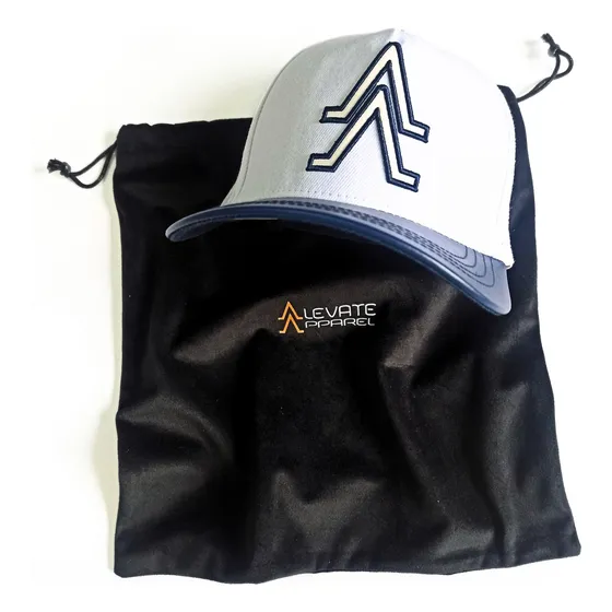 Gorra Alevate Apparel Blanca Incluye Su Estuche Original