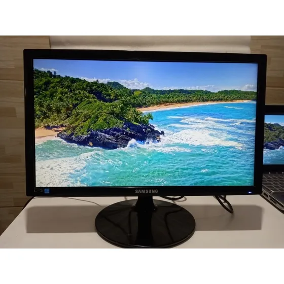 Monitor Samsung 20 Polegadas Led Entradas Vga E Dvi !!