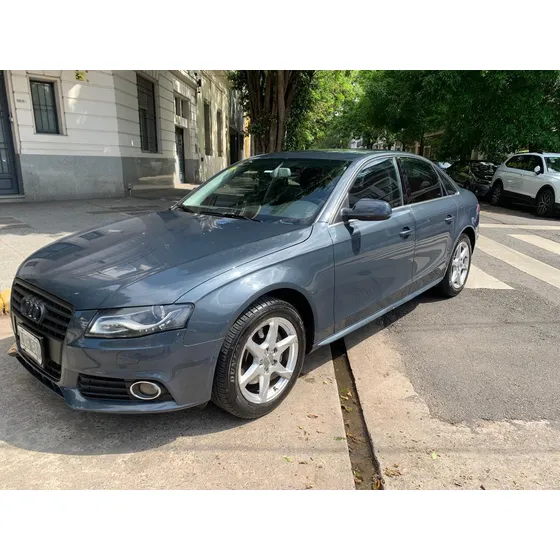 Audi A4 2.0 Attraction Tfsi 211cv Multitronic