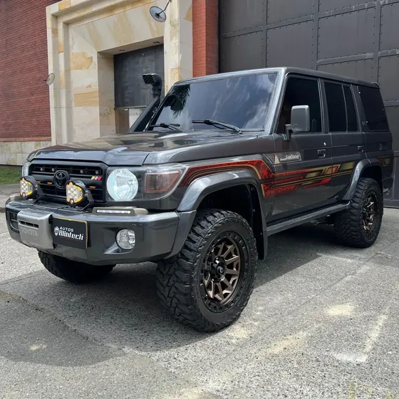 Toyota Land Cruiser 2011 4.0 Grj76 Blindado